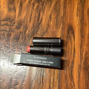MAC Cosmetics Huggable Lipcolour in Seoul-full. New in box matte lip